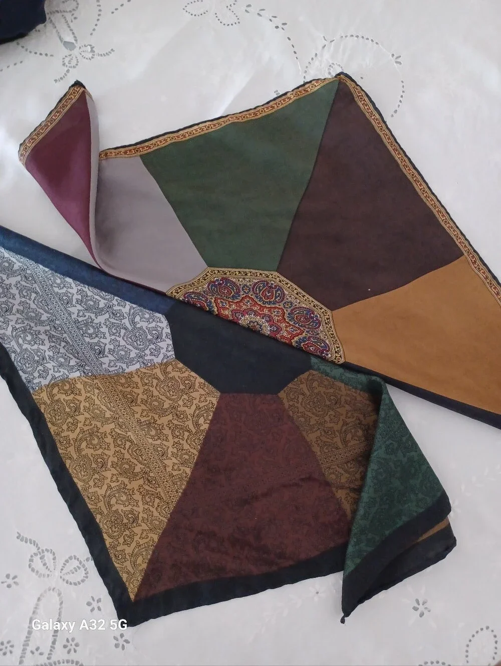 Lot of 2 Vintage 100% Silk 18